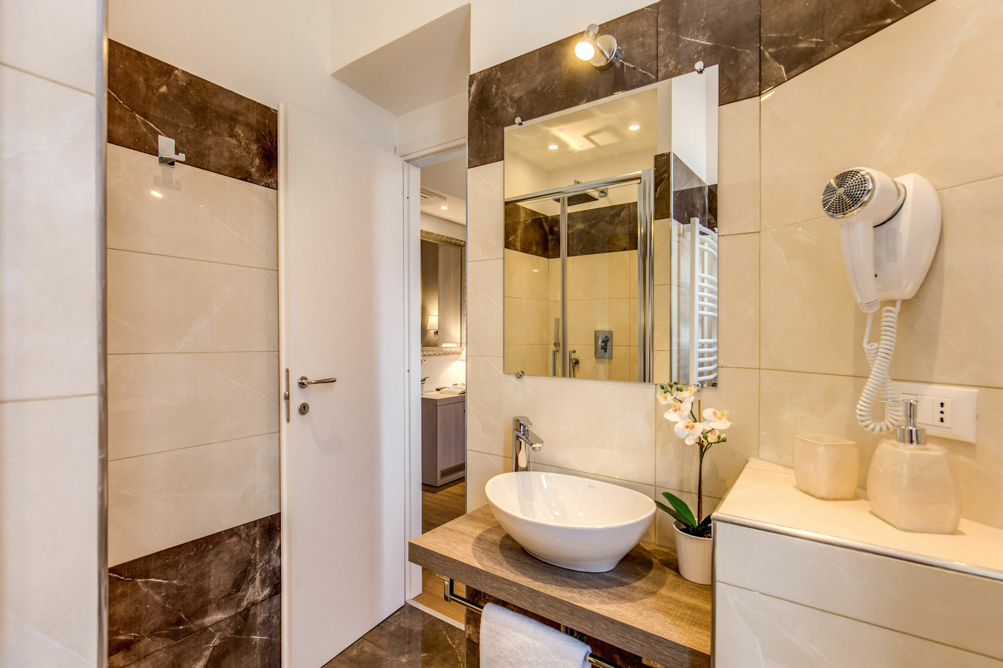 The Bridge Suites ローマ エクステリア 写真