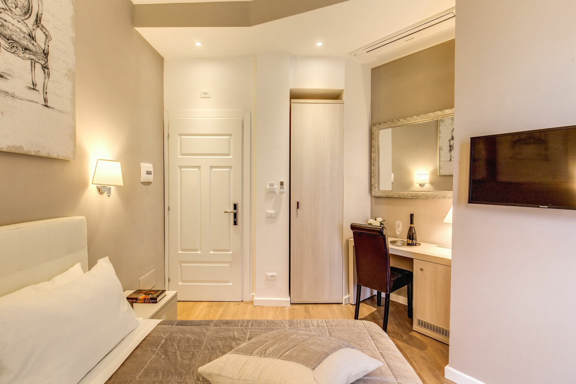 The Bridge Suites ローマ エクステリア 写真